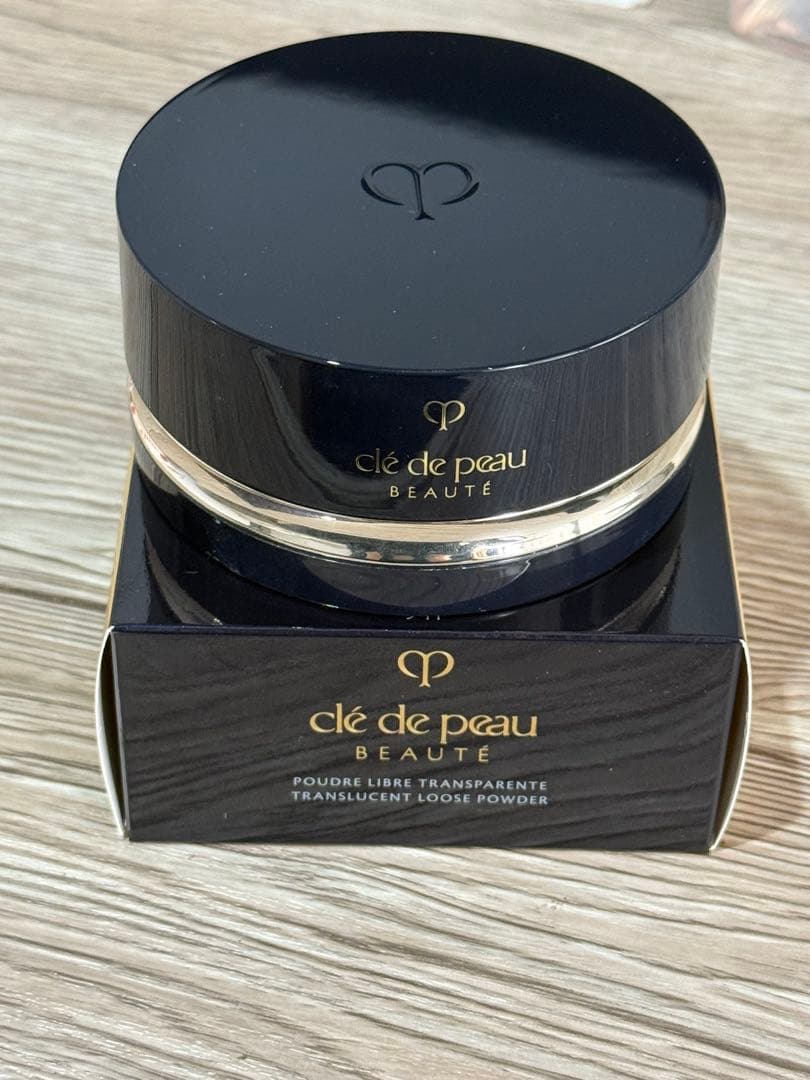 クレ・ド・ポー ボーテ プードルトランスパラントｎ1ライト 26g