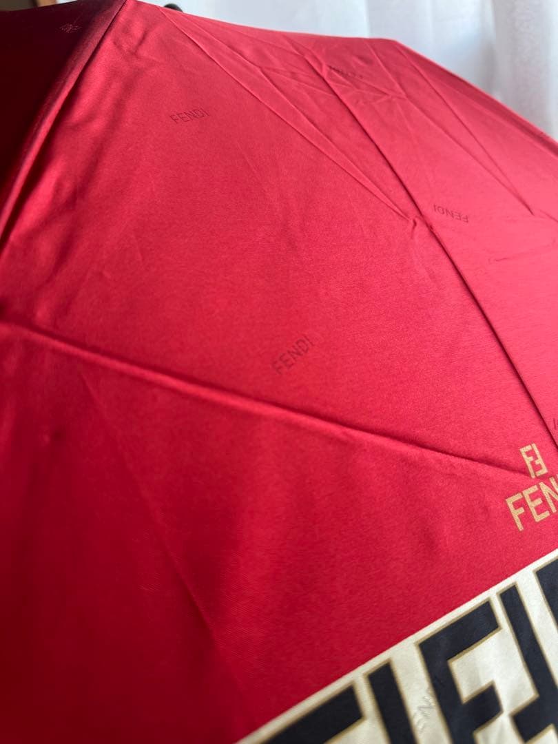 未使用 FENDI フェンディ 晴雨兼用折りたたみ傘