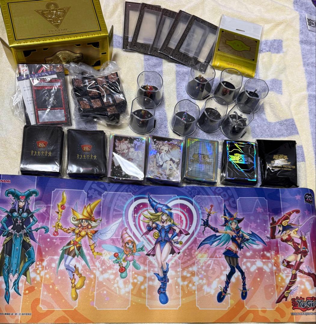 遊戯王OCGカードセットと付属品