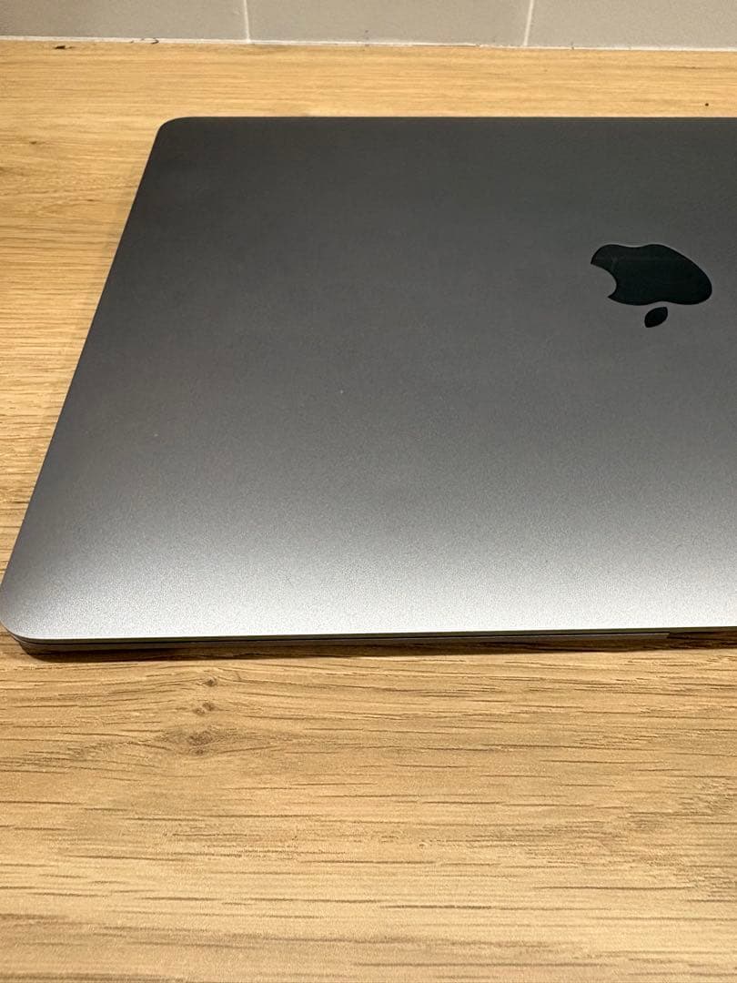 MacBook Air 13インチ 2019 スペースグレー