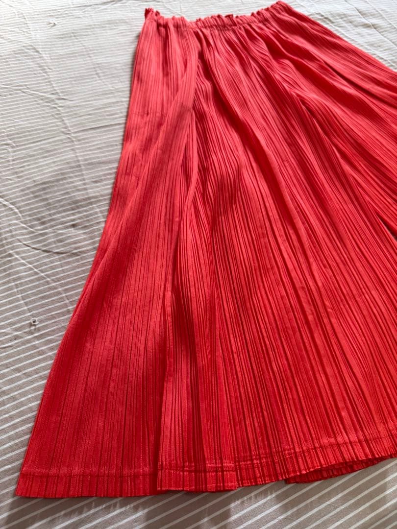 プリーツプリーズ　8分丈ガウチョパンツ　オレンジ　サイズ4