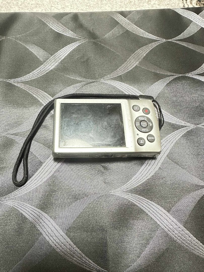 Canon IXY200 シルバー デジタルカメラ