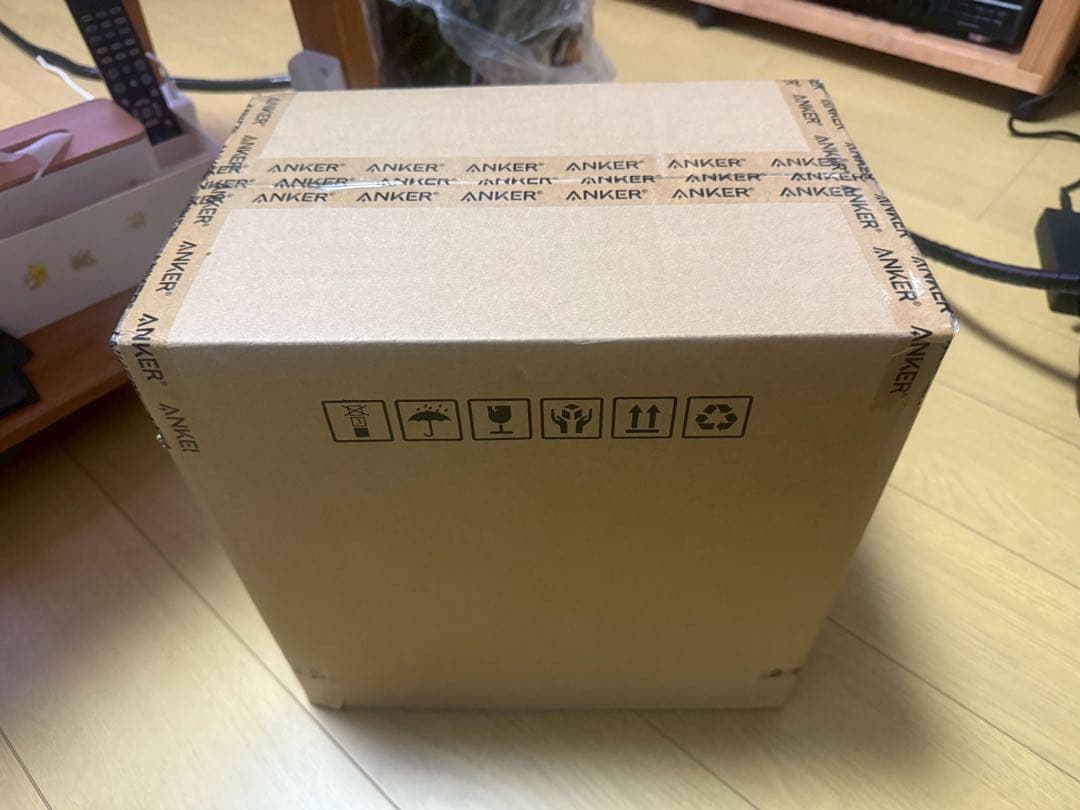 K*♪様 Anker Nebula Cosmos 4K SE プロジェクター本体