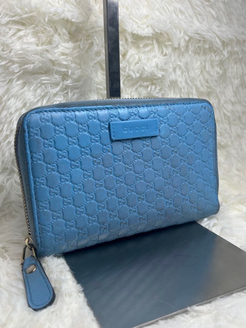 ✨人気✨ GUCCI マイクログッチシマ ラウンドファスナー ライトブルー