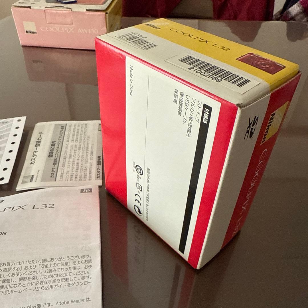 ハナ　Nikon COOLPIX L32 デジカメ