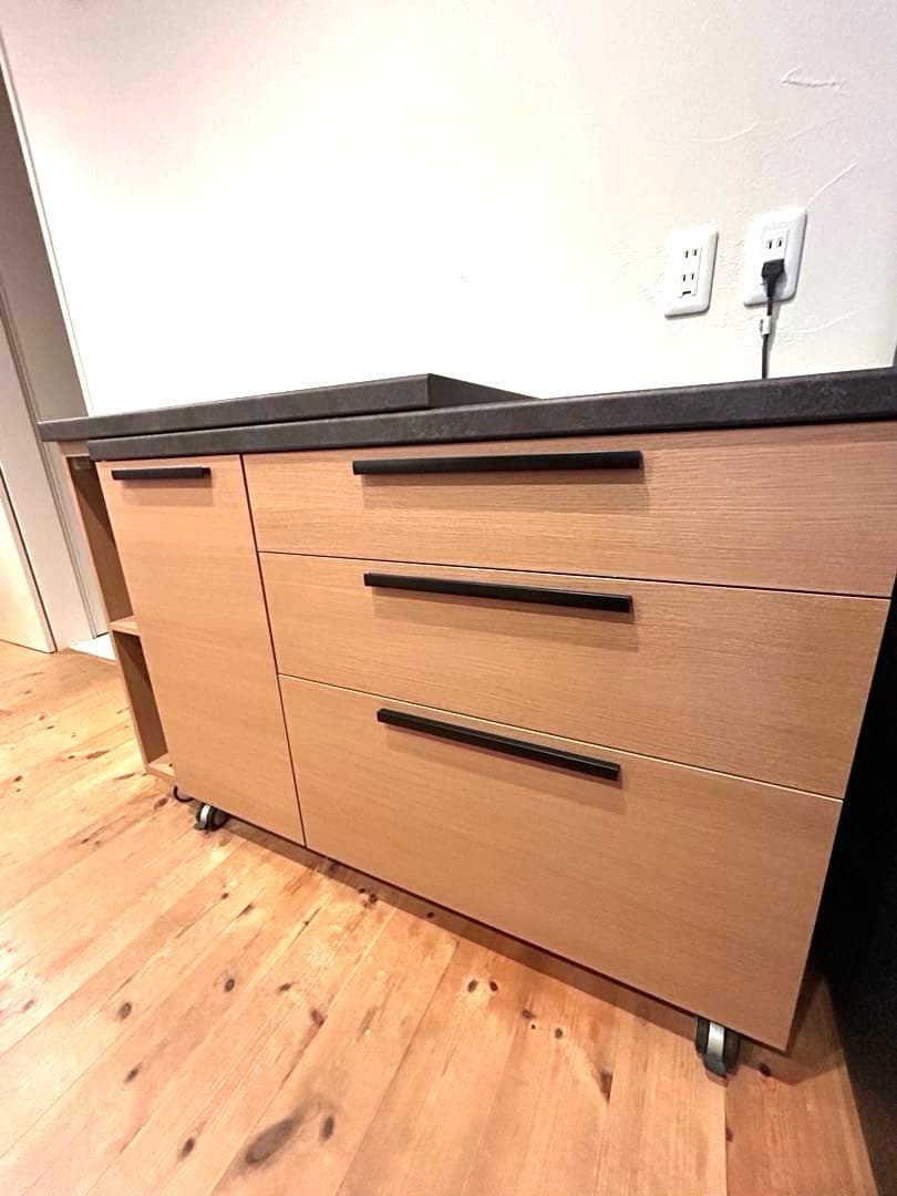 ハト嫁。　美品☆パモウナのエクステンションテーブル付きキッチンカウンター