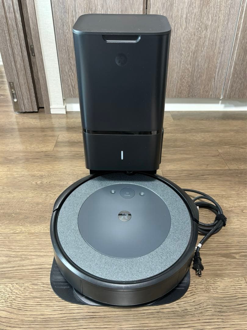 【3日間限定値下げ】ルンバ i3+ ロボット掃除機 クリーンベース付き
