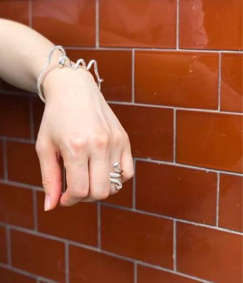 アクセサリー R.ALAGAN/VINE FICKLE BANGLE(SILVER)