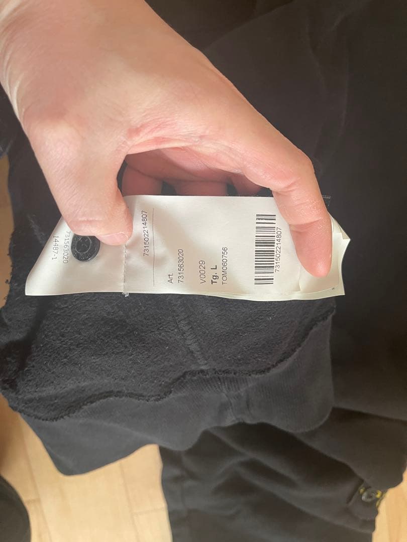 STONE  ブラック クルーネックスウェット