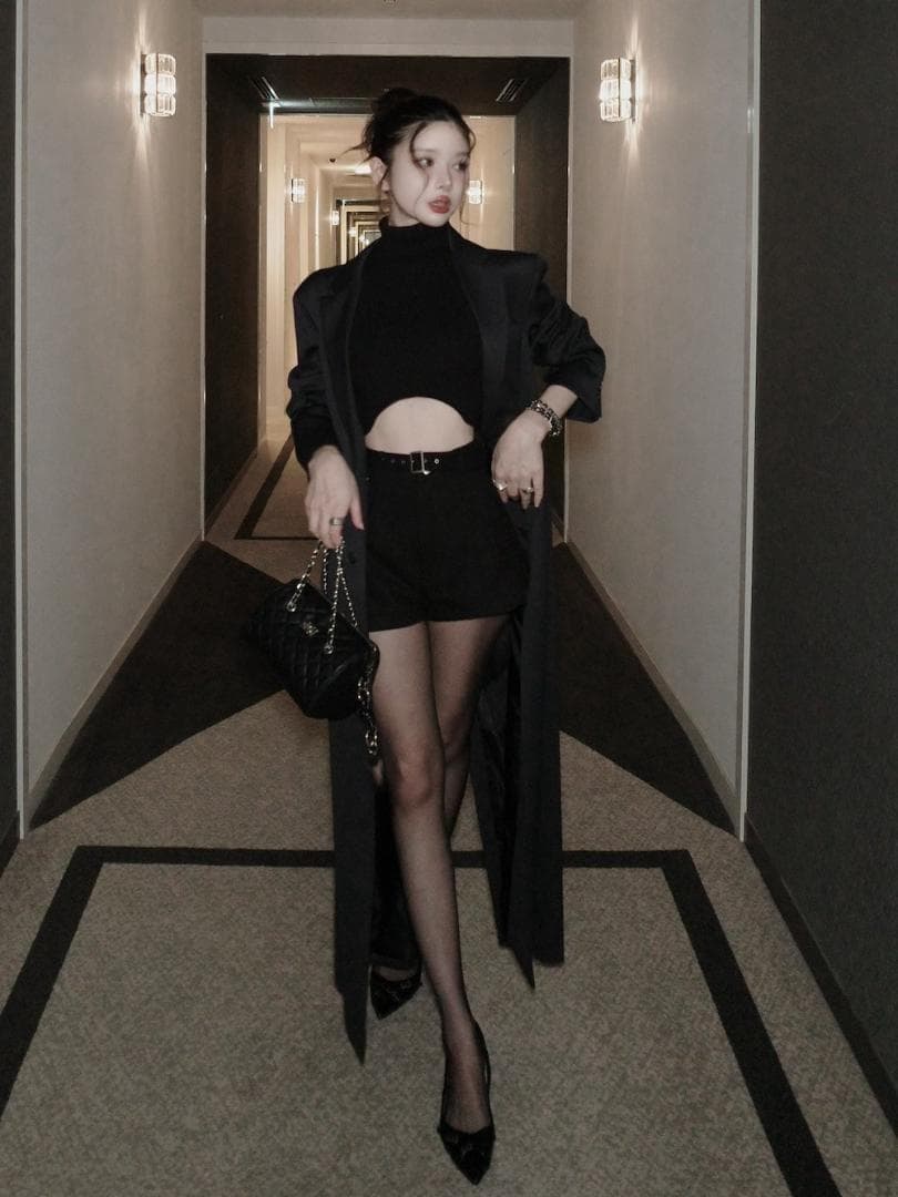 M 完売 新品 Darich サイドスリットハイウエストショートパンツ ブラック