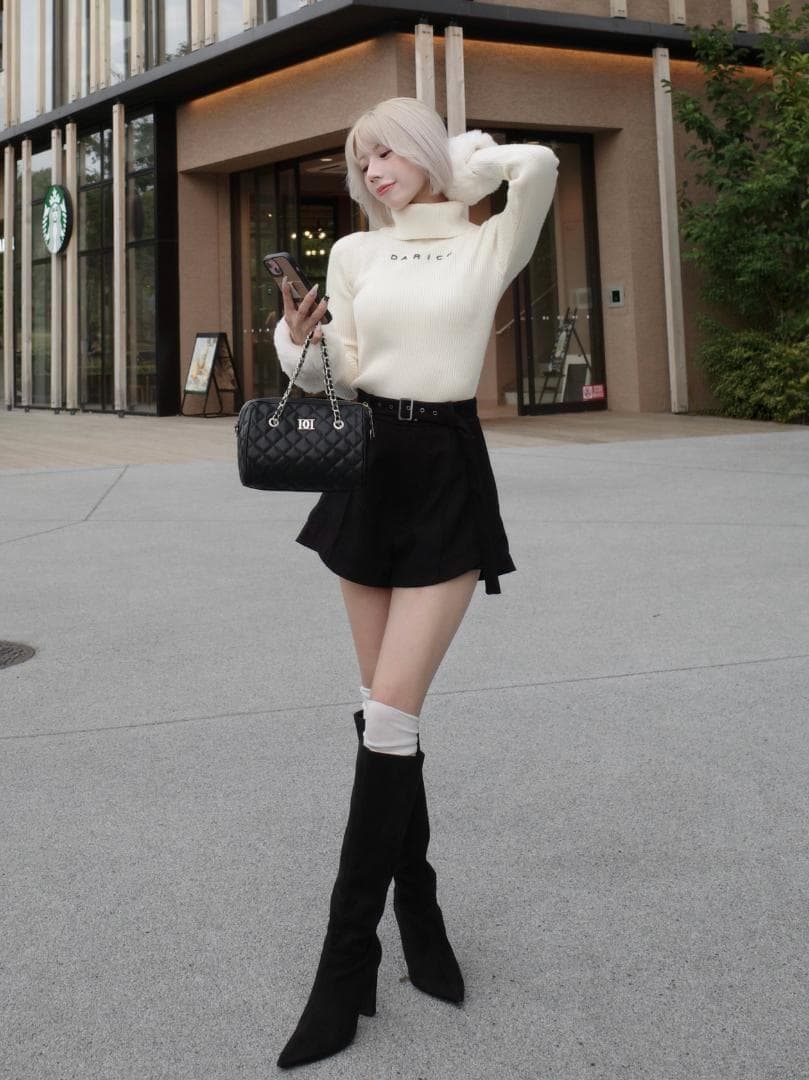 M 完売 新品 Darich サイドスリットハイウエストショートパンツ ブラック