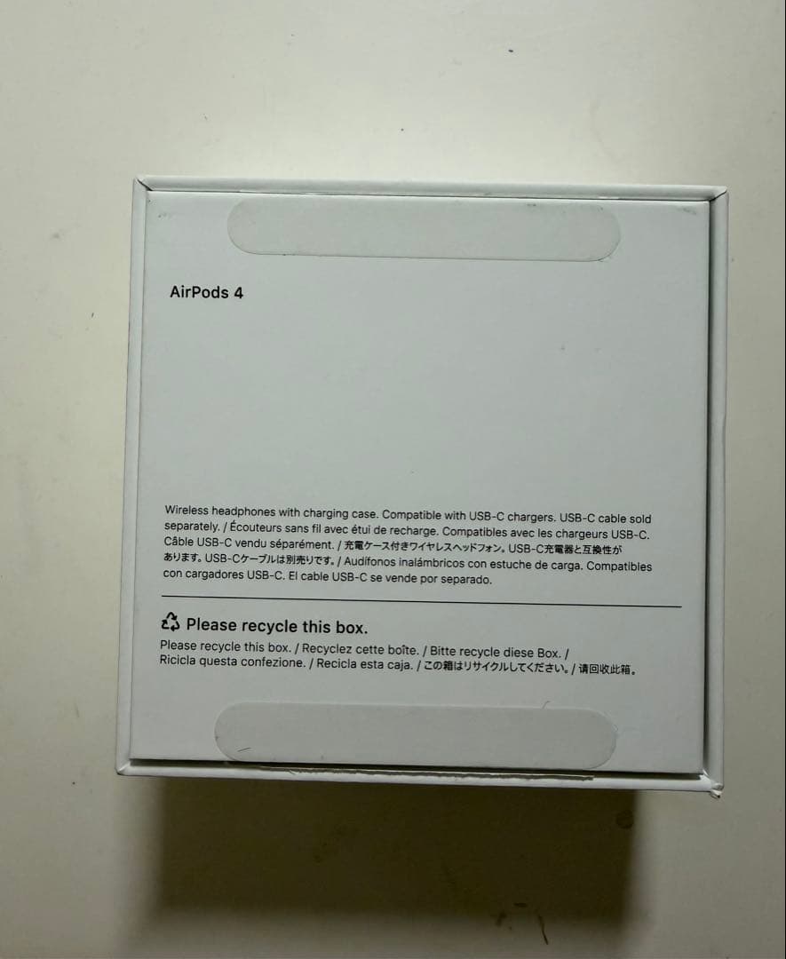 AirPods 4 本体 充電ケース付き ノイズキャンセリング非搭載