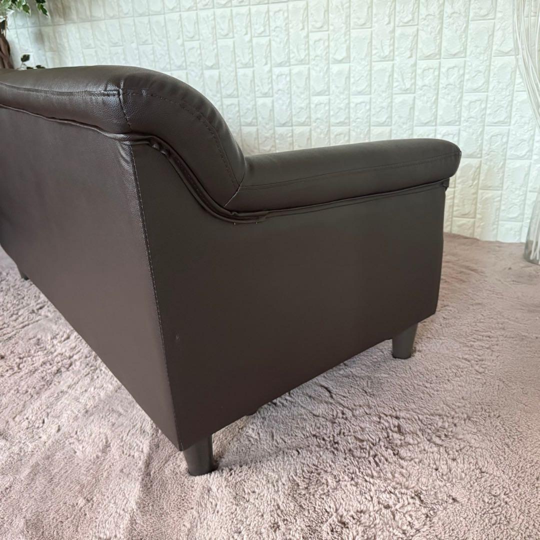 都内23区送料無料❗️ 2人掛けレザーソファ　ローソファ✨