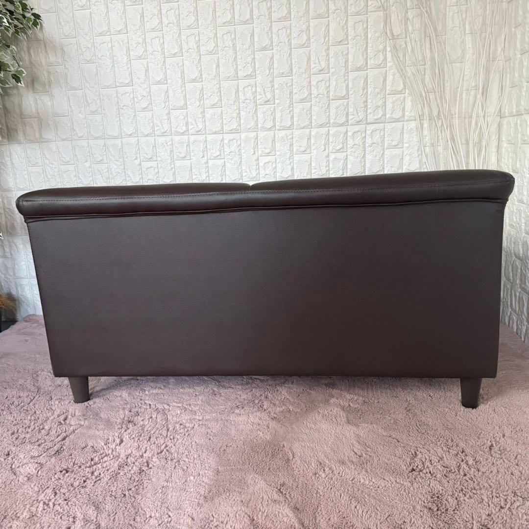 都内23区送料無料❗️ 2人掛けレザーソファ　ローソファ✨