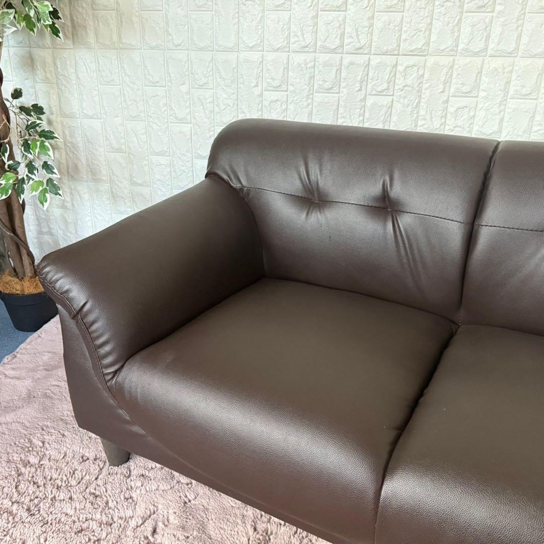 都内23区送料無料❗️ 2人掛けレザーソファ　ローソファ✨