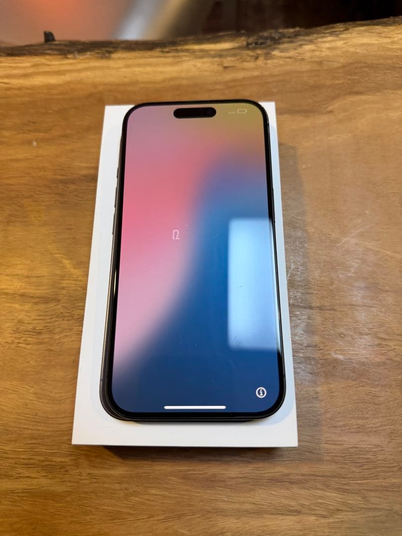 Apple iPhone 15 Pro ブラックチタニウム128GB