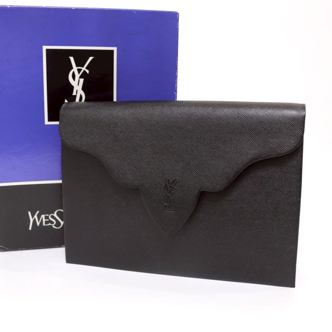 箱付き イヴサンローラン　カサンドラロゴ　クラッチバッグ　サフィアーノ　レザー
