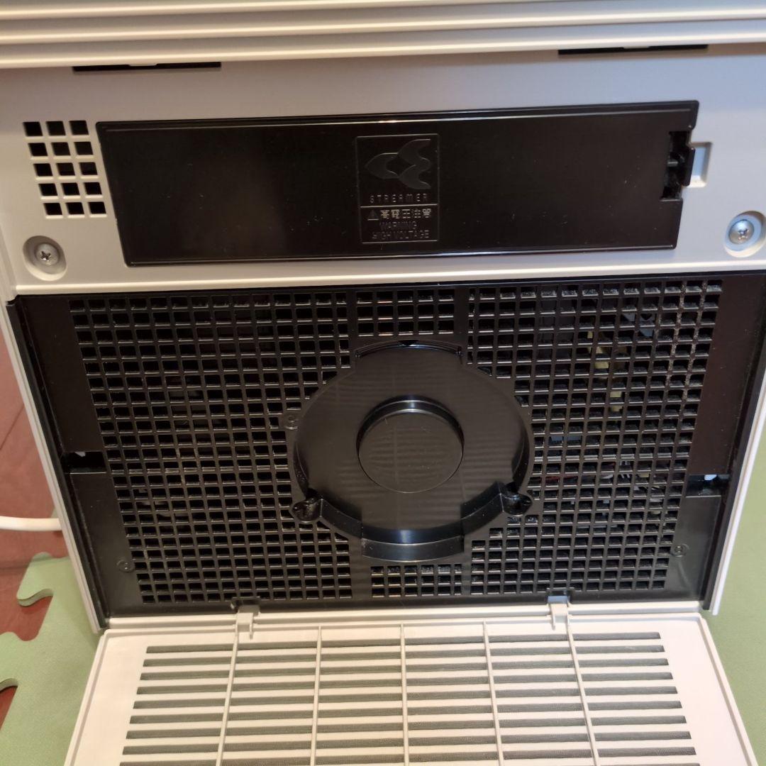 ダイキン 加湿空気清浄機 MCK70ZE2-W 2022年製 使用少なめ