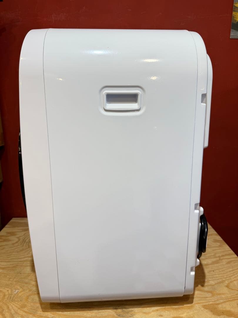 【2023年製】 送料込み！ ESTILO エスティロ 3kg 小型衣類乾燥機