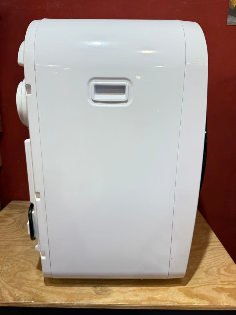 【2023年製】 送料込み！ ESTILO エスティロ 3kg 小型衣類乾燥機