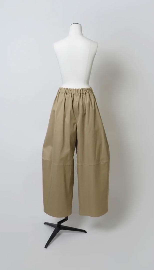 チ*ナ様 【新品未使用】lohenローヘン　チノパン　ベージュ36