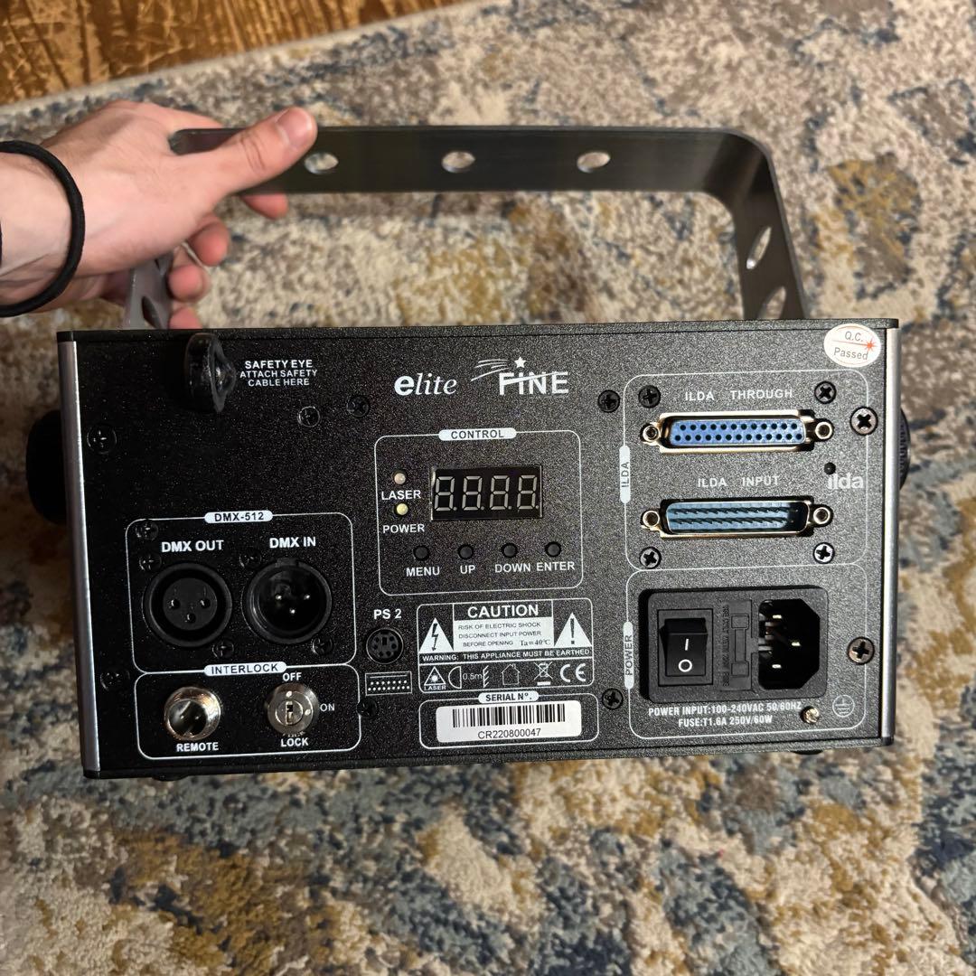 プロジェクター laser projector e-lite FINE RGB1000