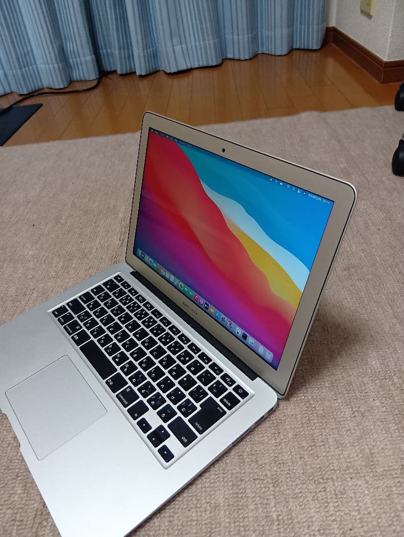 MacBook本体 Macbook Air 13.3 2013 i5 4GB SSD 256GB