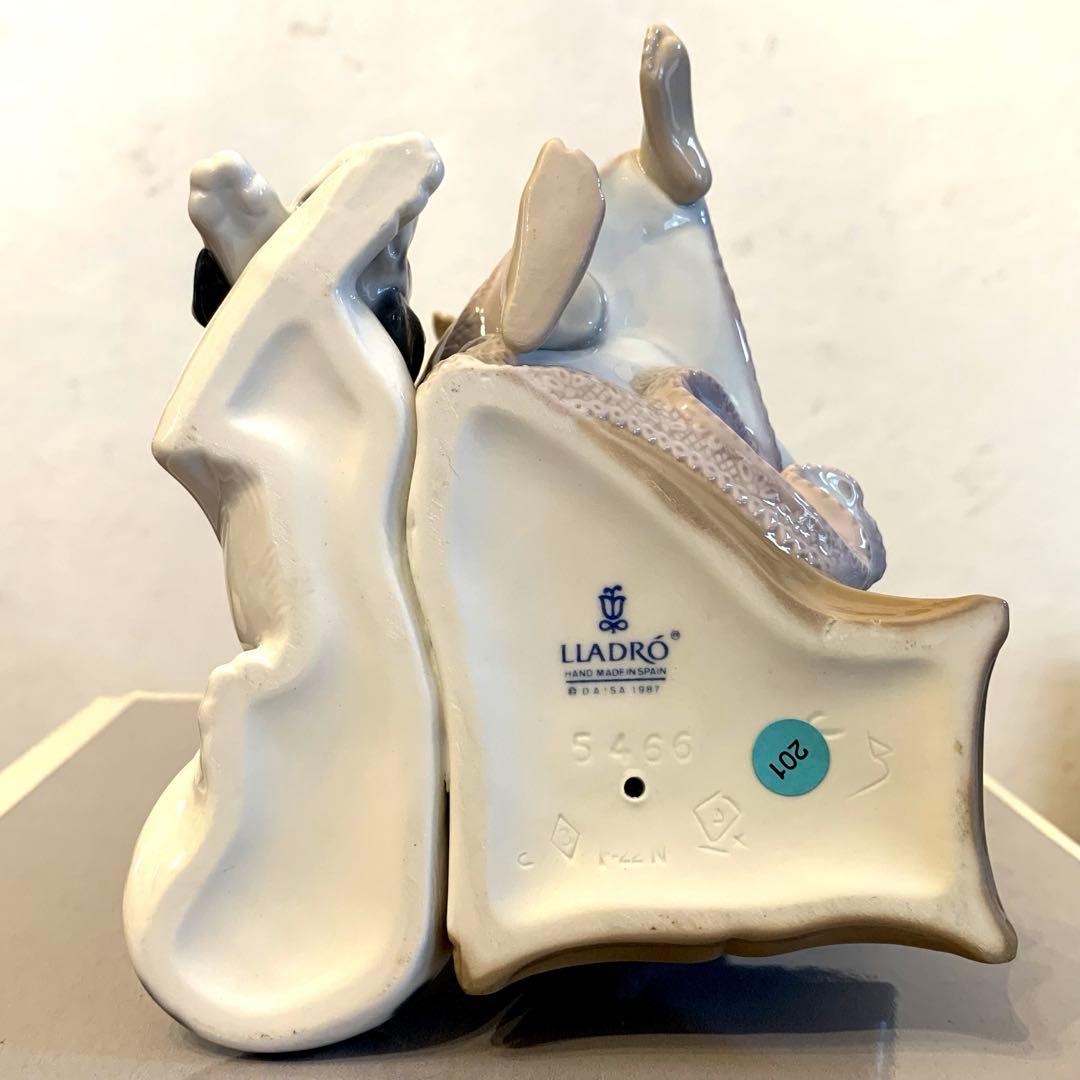 【箱付き美品】リヤドロ(LLADRO)　『大事な電話』 #5466