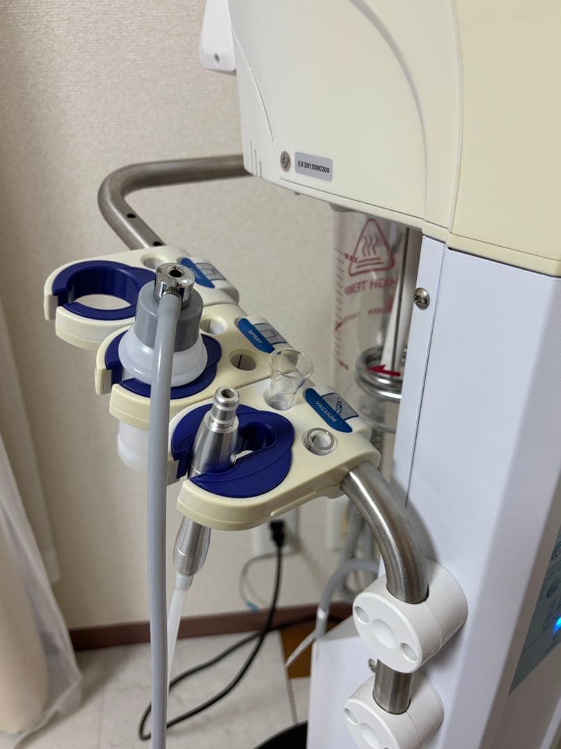 ソニアネオ4機能複合美顔機NEO408 カラーホワイト　業務用　スチーマー