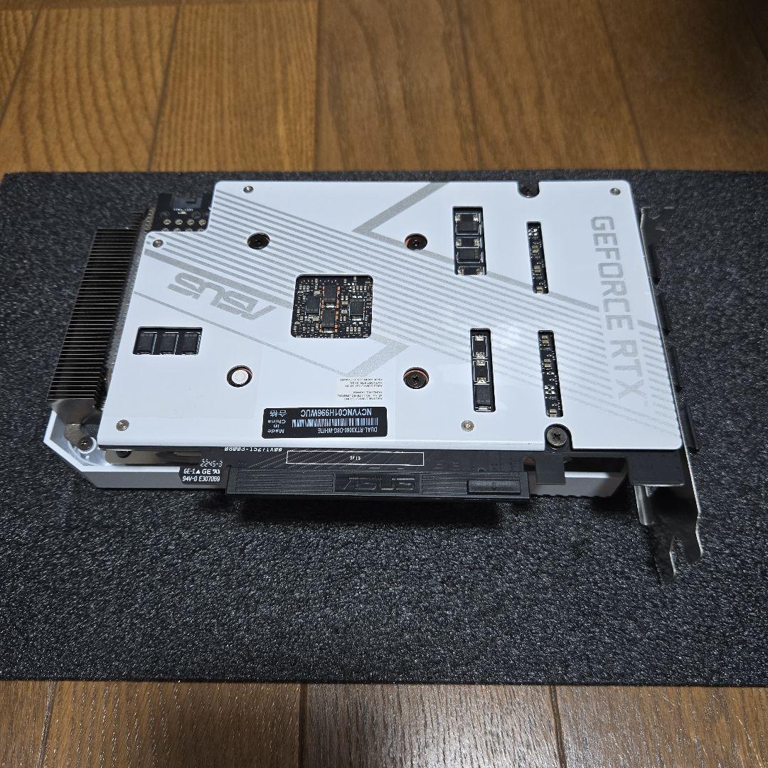 グラフィックボード・グラボ・ビデオカード ASUS Dual GeForce RTX3060 White OC 8GB