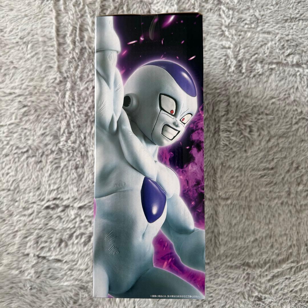 一番くじドラゴンボール（2体セット）B賞 超サイヤ人孫悟空 & C賞 フリーザ