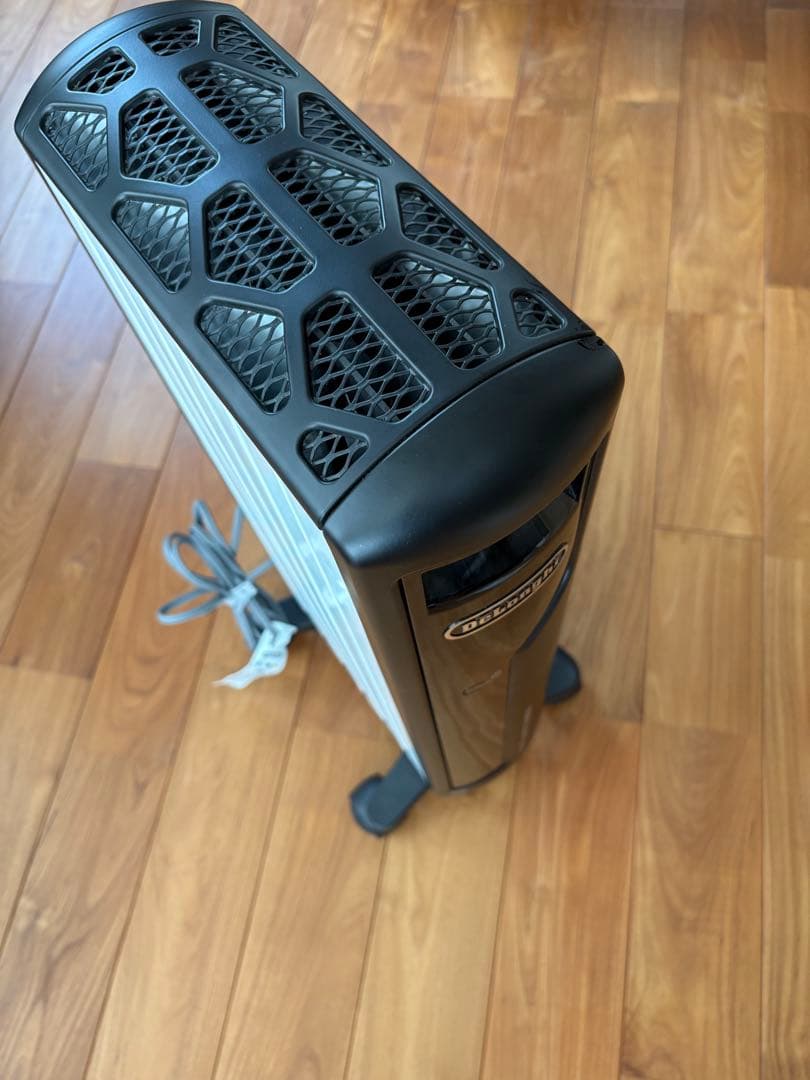 デロンギ マルチダイナミックヒーター6~8畳用 MDH09-BK