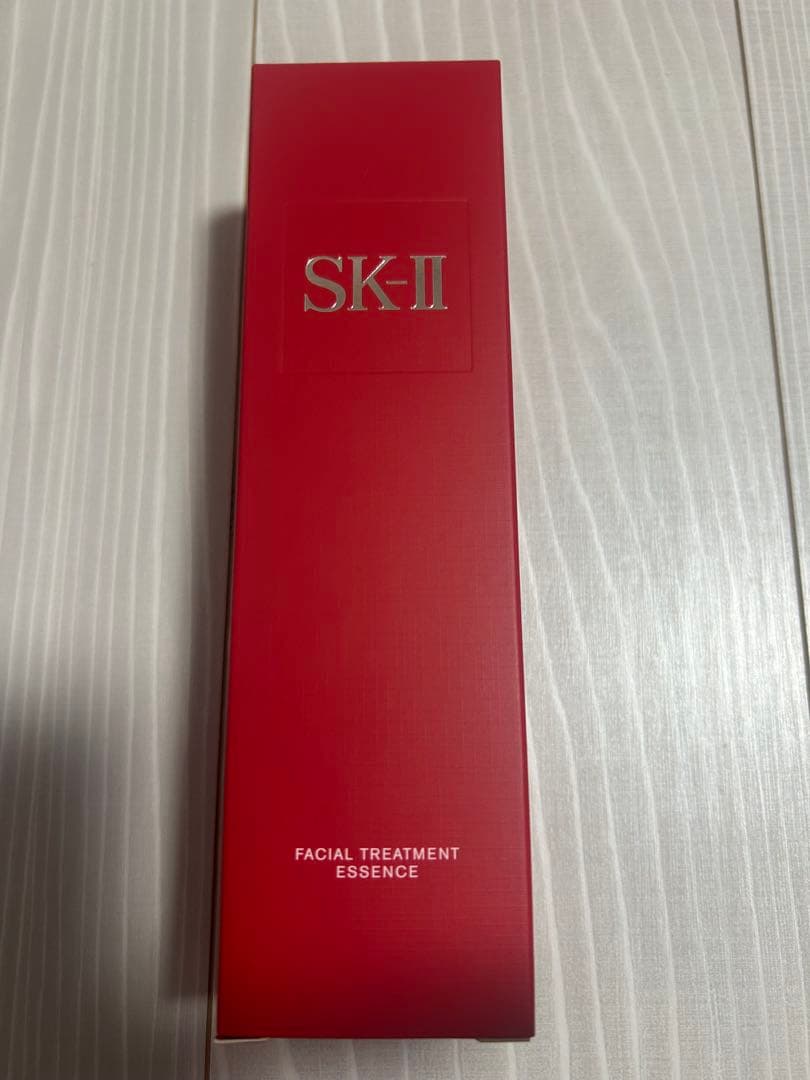 フェイシャルトリートメントエッセンス　コフレ2025 ホリデーコレクション