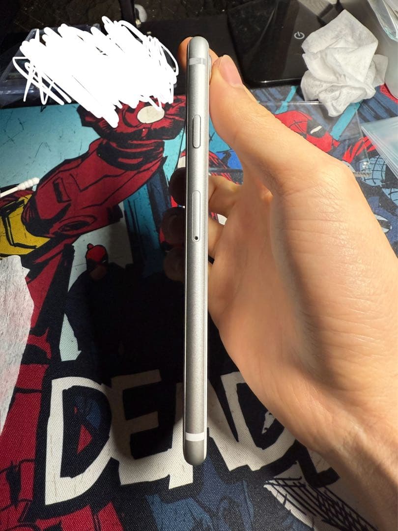 iPhone8 本体 64G ホワイト simロック無し