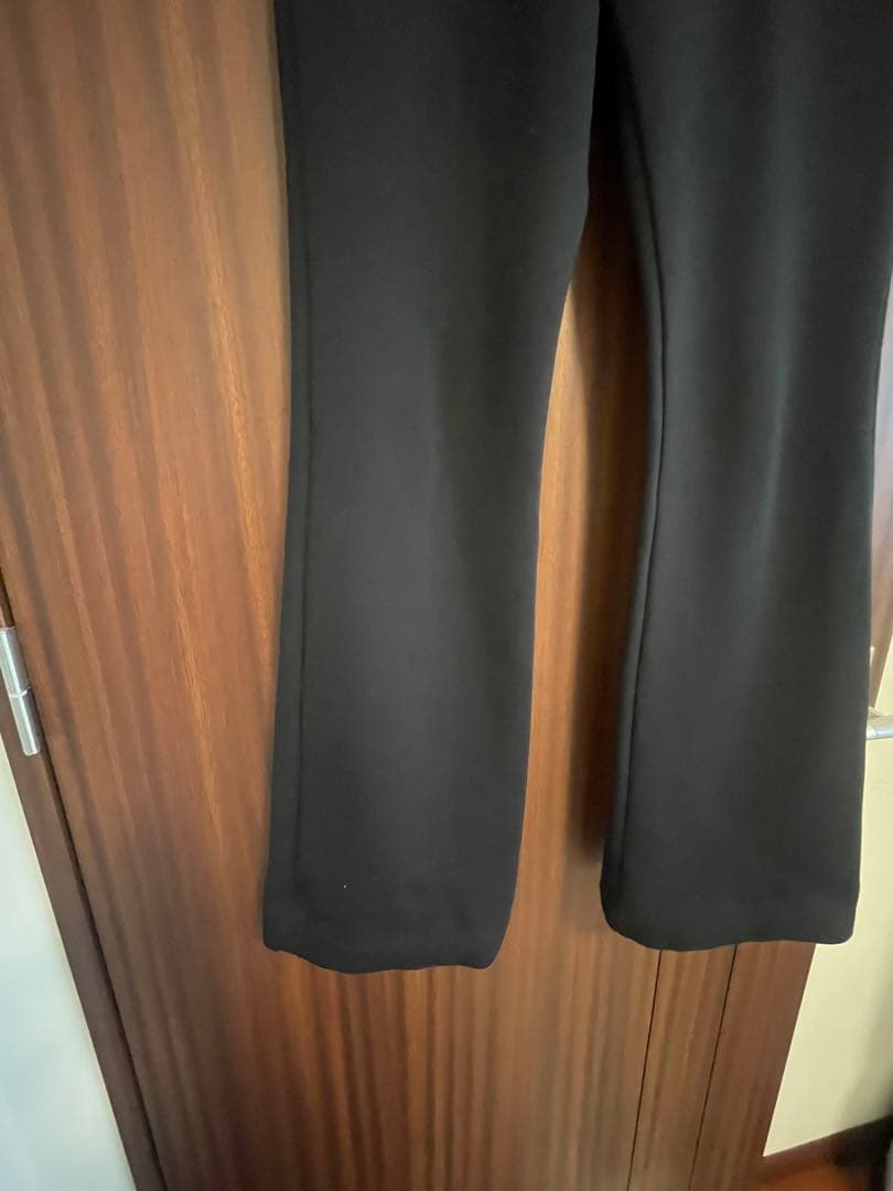 ドゥーズィエムクラスのDirectorパンツ