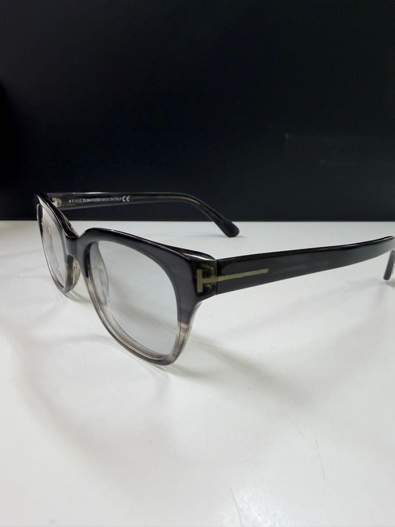 嶋*章様 TOM FORD TF5240 メガネ サングラス　度なし