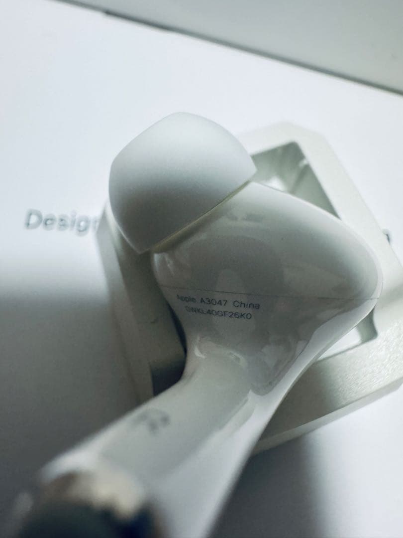 AirPodsPro 2 第二世代 USB-C イヤホン　片側　右耳　R側