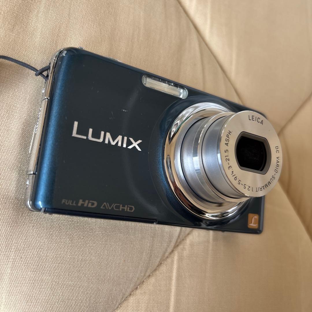 デジカメ　Panasonic DMC-FX77 ブルー