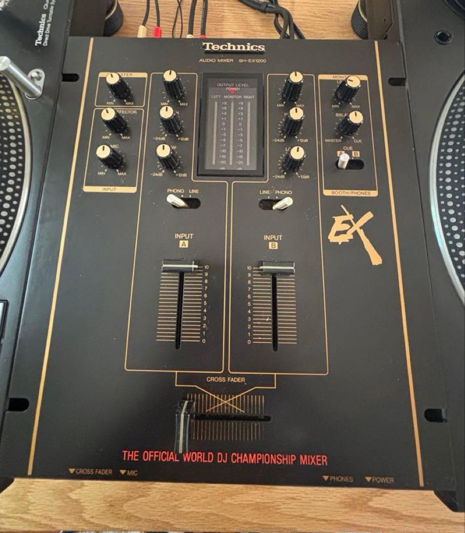 Technics SL-1200 MK5 +ミキサー、BEHRINGERミキサー