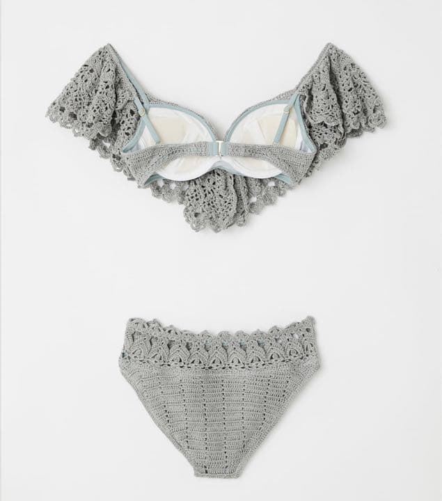 リエンダ　水着