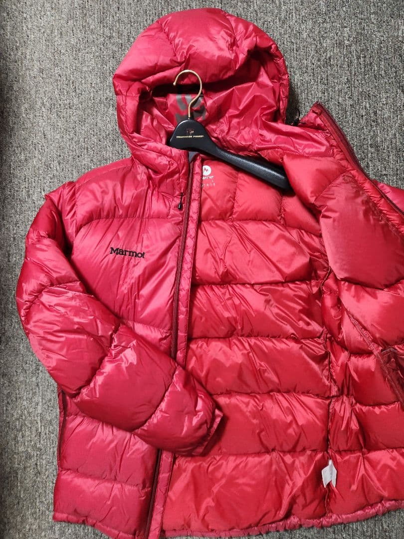 マーモット ダウンジャケット