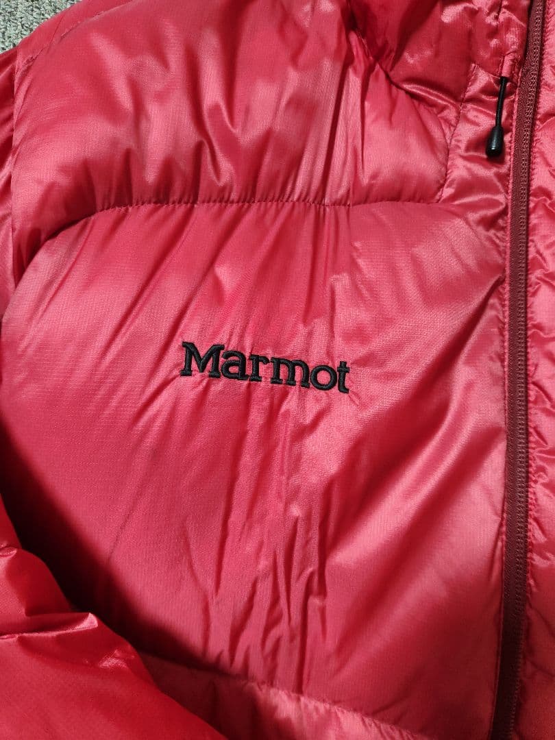 マーモット ダウンジャケット