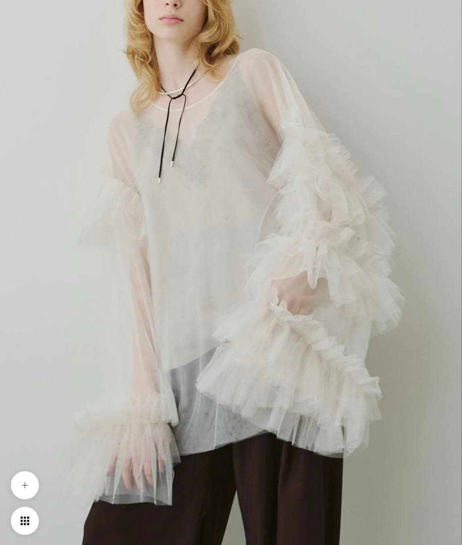ボリュームチュールギャザーデザインTOPS