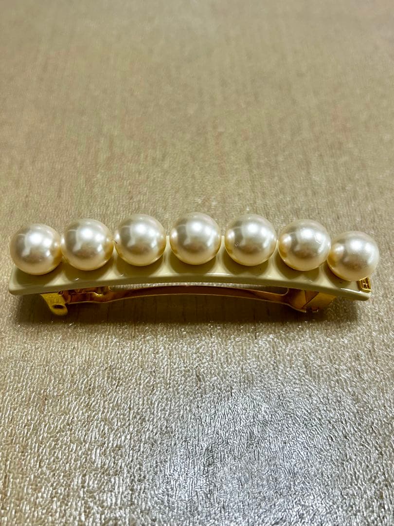 美品◆アレクサンドルドゥパリ パール バレッタ 8cm べージュ◆