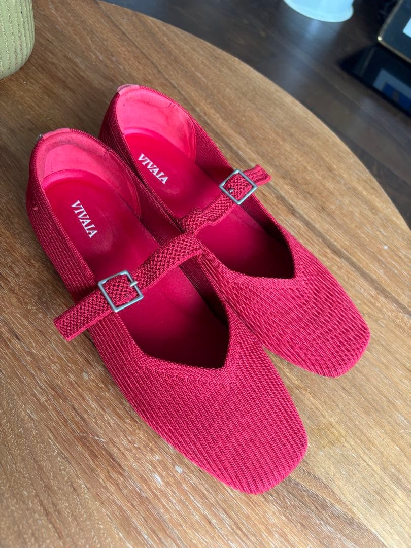 VIVAIAスクエアトゥ メリージェーン フラットシューズ