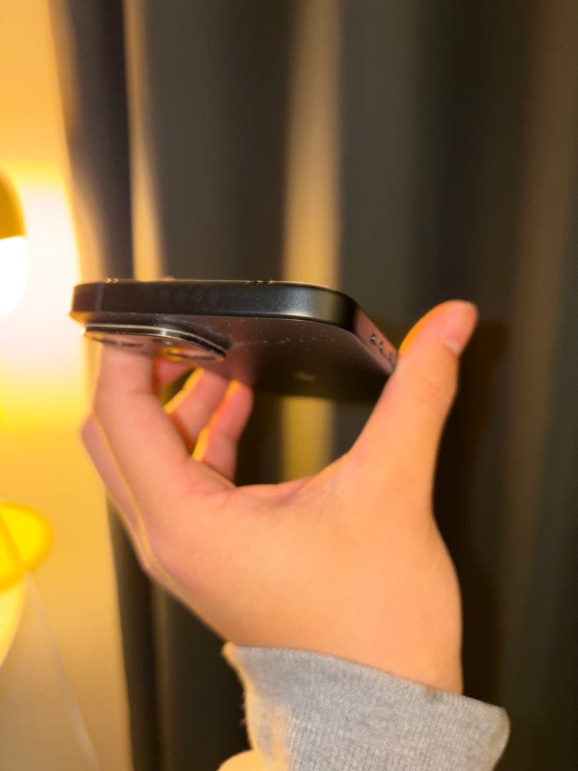 iPhone 15 128GB 充電82% 箱あり