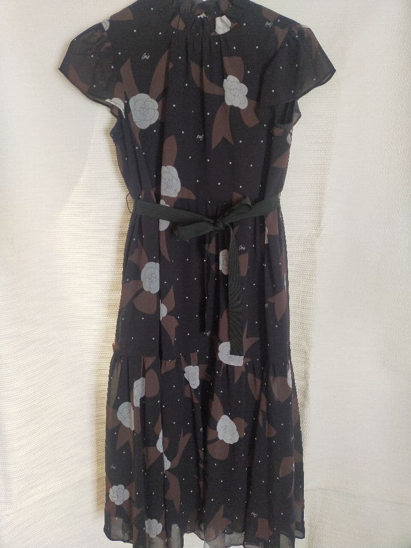 エムズグレイシー シフォンロングワンピース カメリア ドット柄 ベルト付き