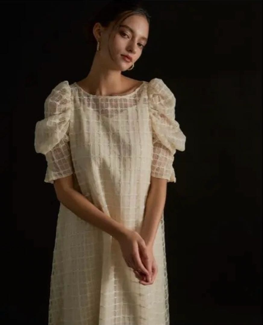 LE’RURE　Kiarakira check onepiece　ベージュ・S