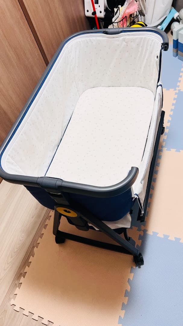 早い者勝ち】Feemom製ベビーベッド