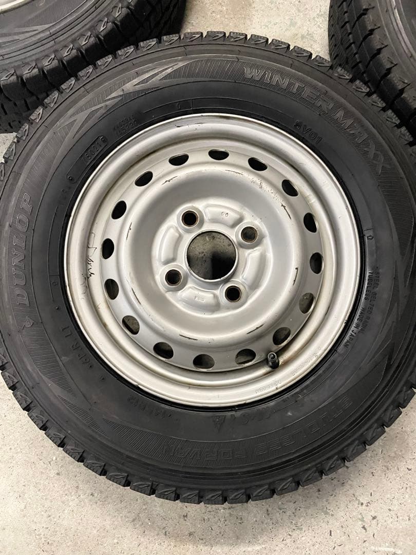 超バリ山　12インチ　軽トラ　アクティ　145R12 6PR ウインターマックス